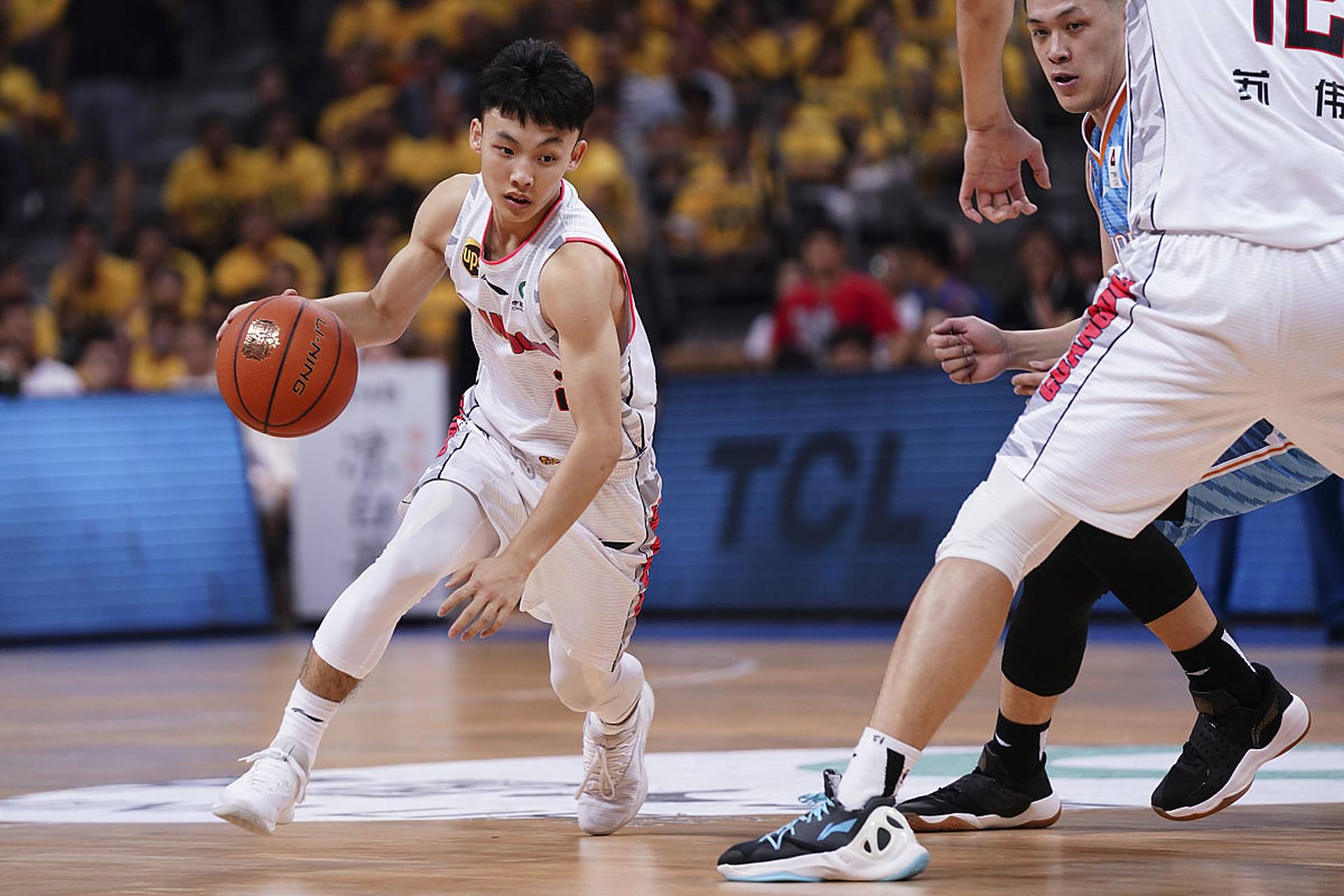 详细阅读:开云登录入口-赛前广州队备战CBA常规赛,主帅复盘细节曝光,信心回归,训练强度明显提升的简单介绍-开云登录入口 开云登录入口-赛前广州队备战CBA常规赛,主帅复盘细节曝光,信心回归,训练强度明显提升的简单介绍-开云登录入口